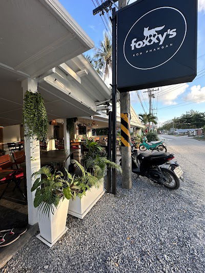 Foxxy's Restaurant & Café