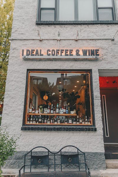 I DEAL COFFEE & WINE