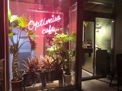 Optimus cafe