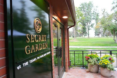 Secret Garden Bar & Café